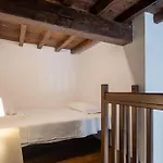 Cute One Bedroom Apartment In Florence Outside Ztl