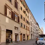 Ghibellina Apartment By Mamo Florence