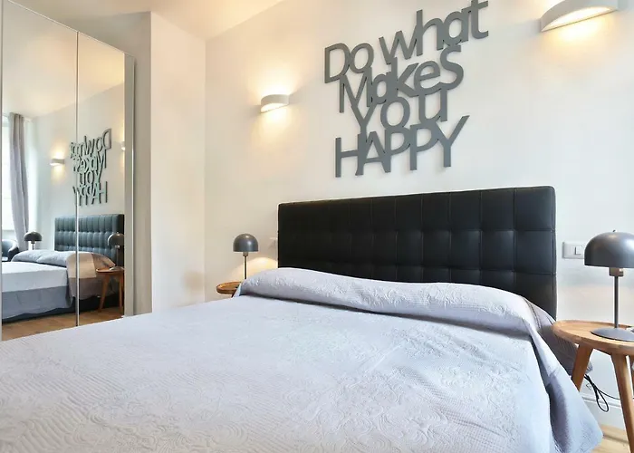 La Marmora 3 bedroom apartment near Galleria dell\'Accademia