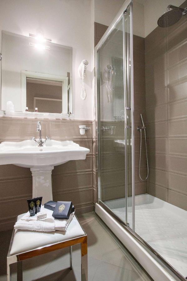 Lombardia Hotel 3*