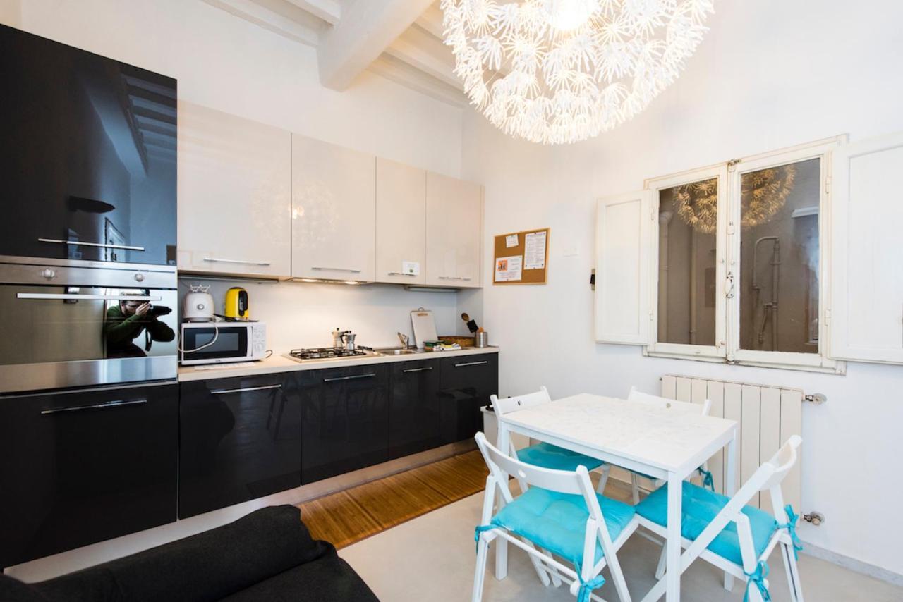 Pitti Three Apartamento Florença