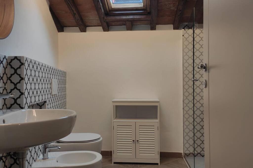 Large 2br Near Piazza San Marco Apartment Florenz