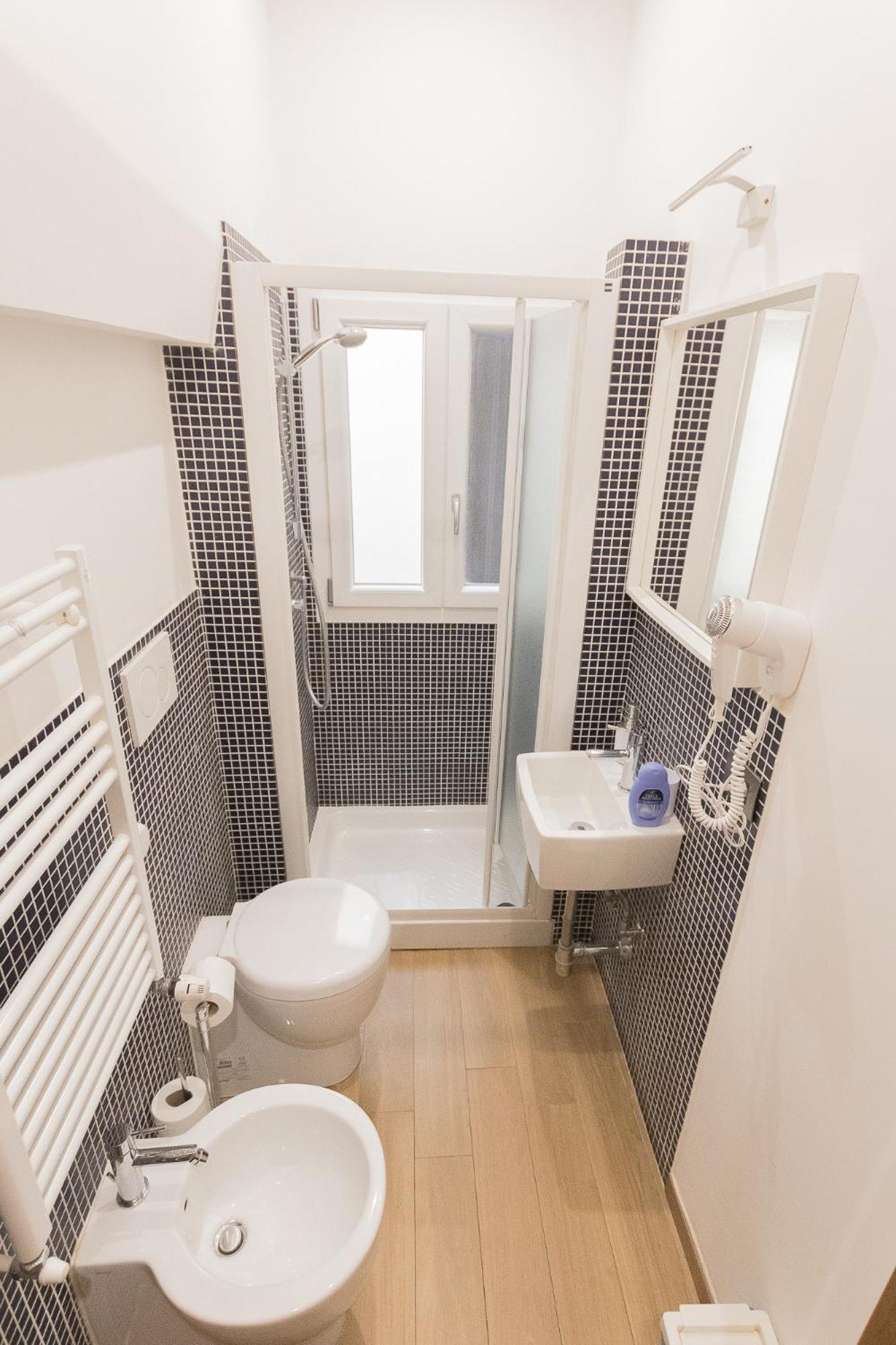 Amalia - Via San Zanobi Bed & Breakfast Florence