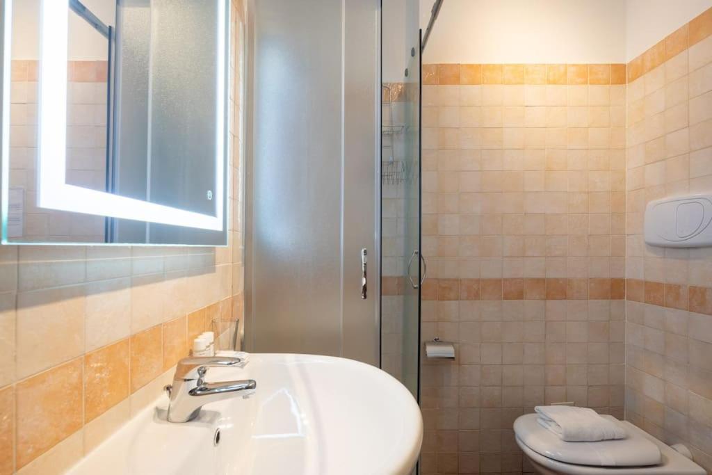 Cute One Bedroom In Outside Ztl * Florença