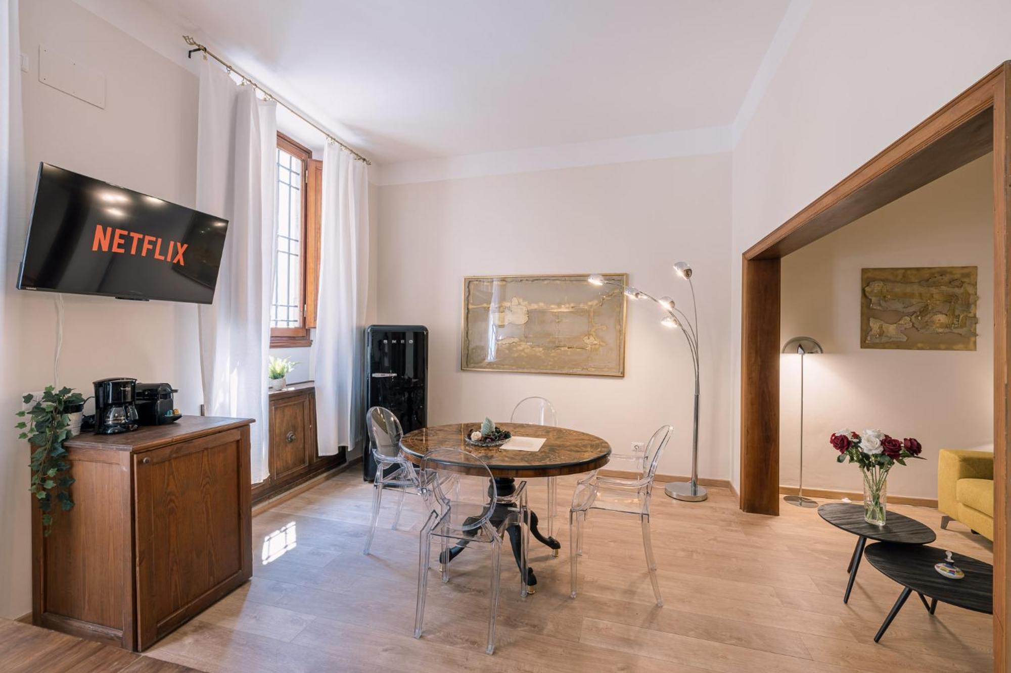 Accademia Luxury Art * Florence