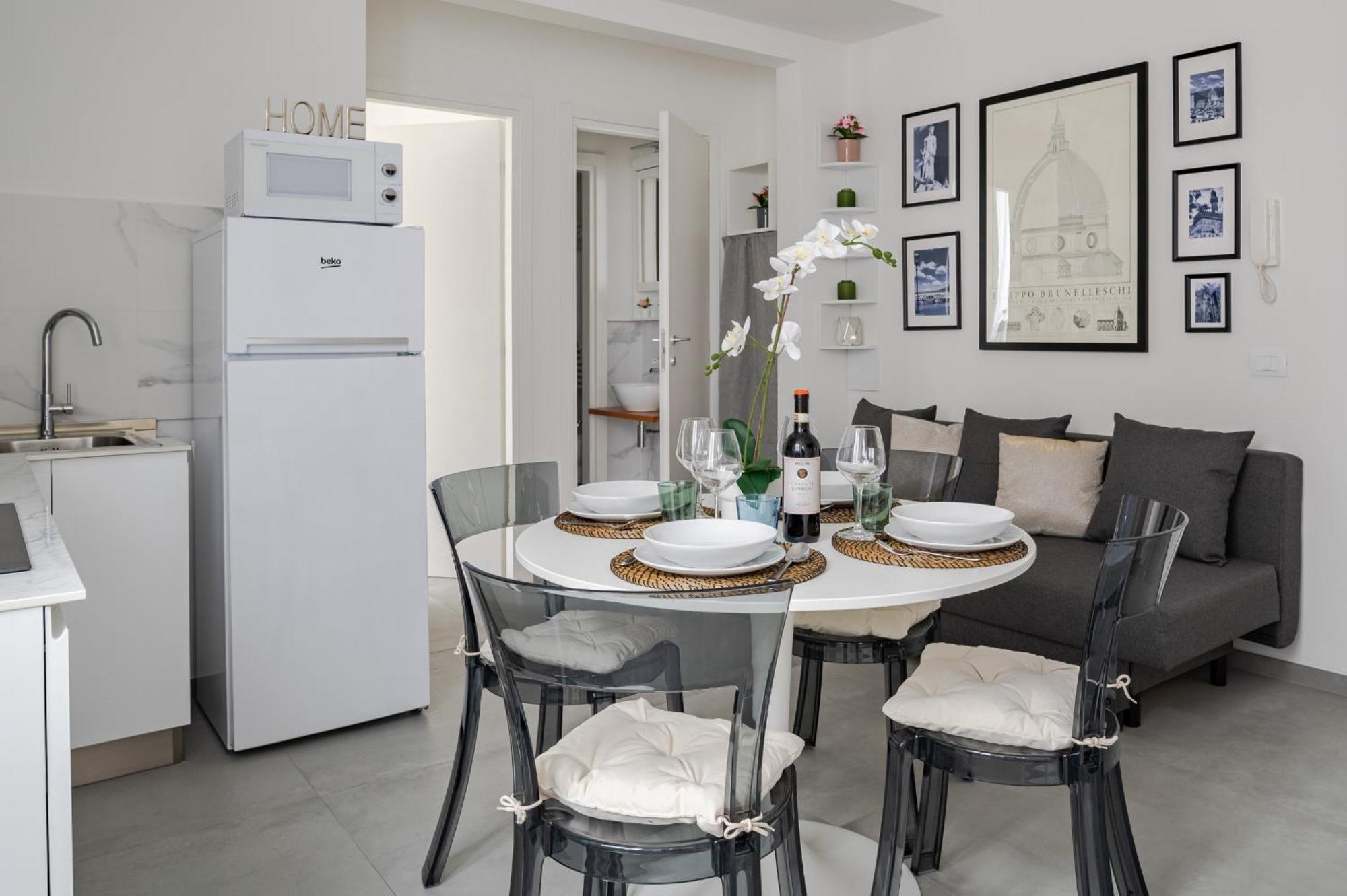 Via Ponte Alle Mosse, 19 - Charming - A Chic, Newly Renovated Near Tram Leopolda, A Few Min From Downtown Appartement *
