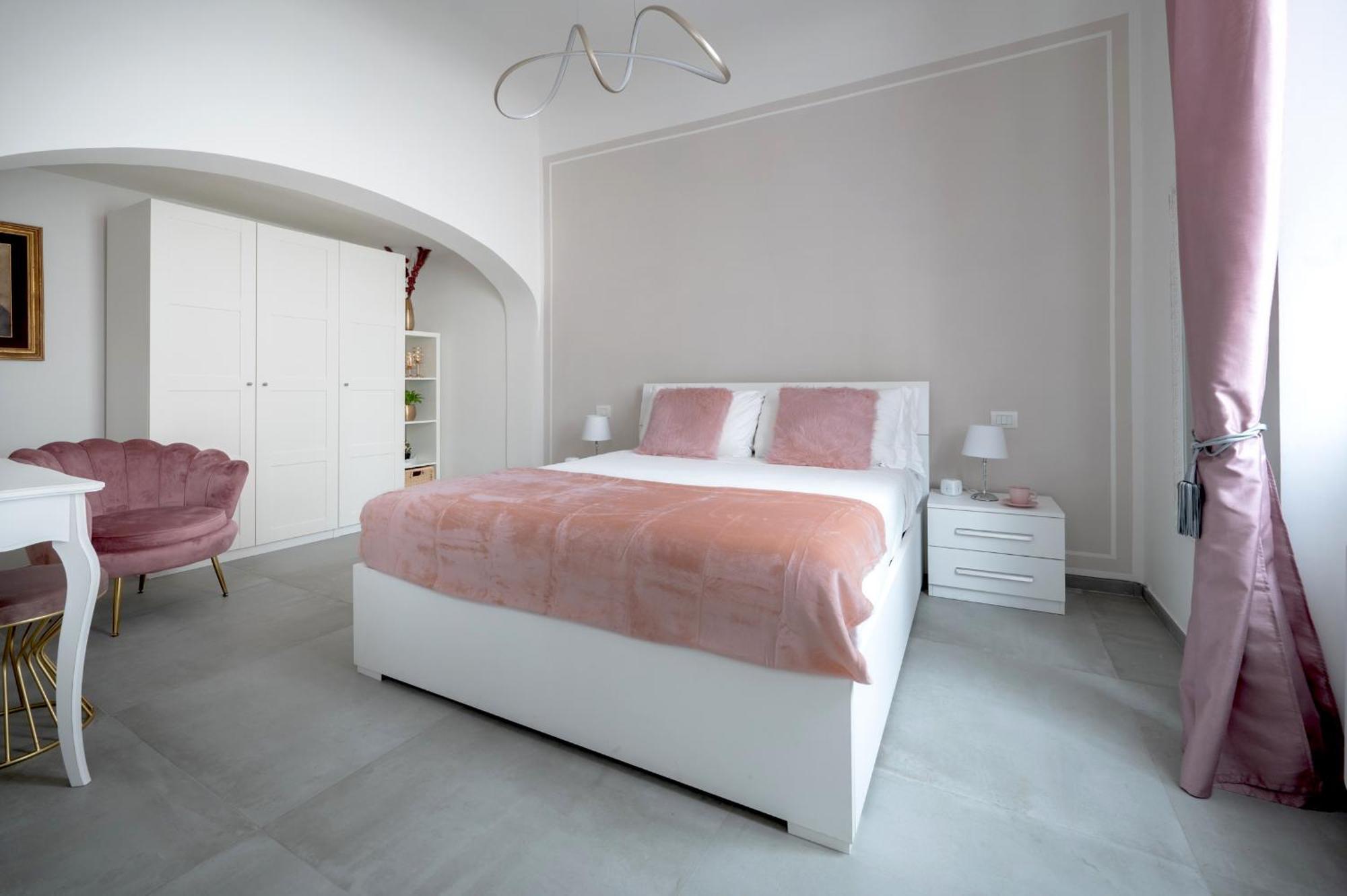 Appartement Via Ponte Alle Mosse, 19 - Charming - A Chic, Newly Renovated Near Tram Leopolda, A Few Min From Downtown Florence