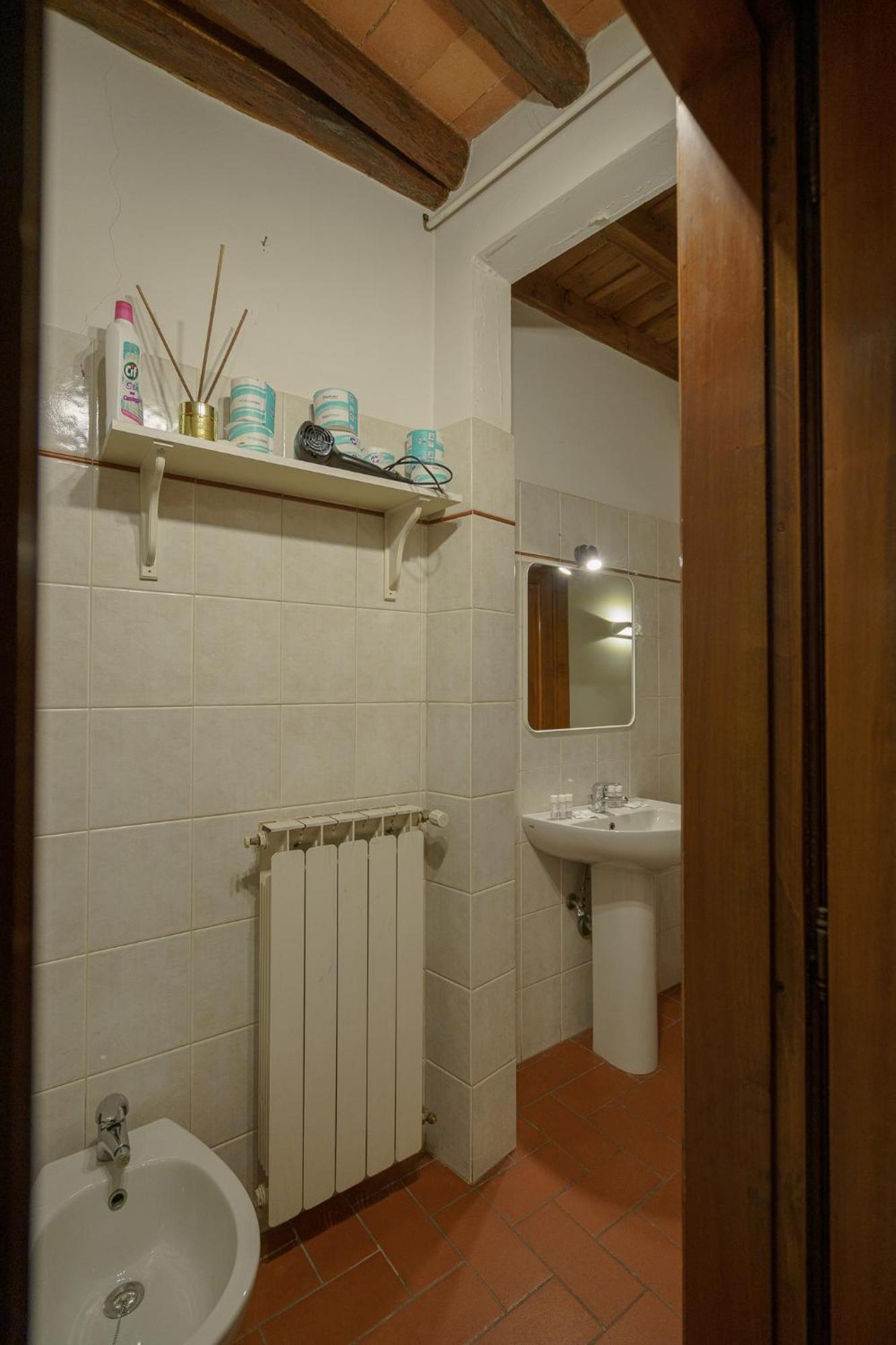 Traditional Florentine 1br Close To Piazza Santa Croce * Florence