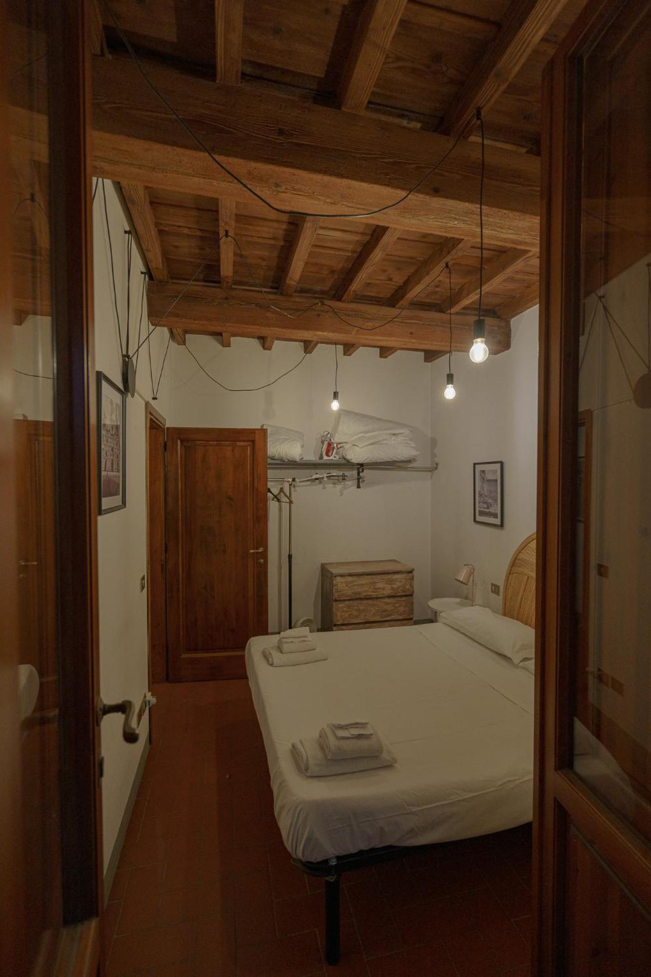 Traditional Florentine 1br Close To Piazza Santa Croce Appartement *