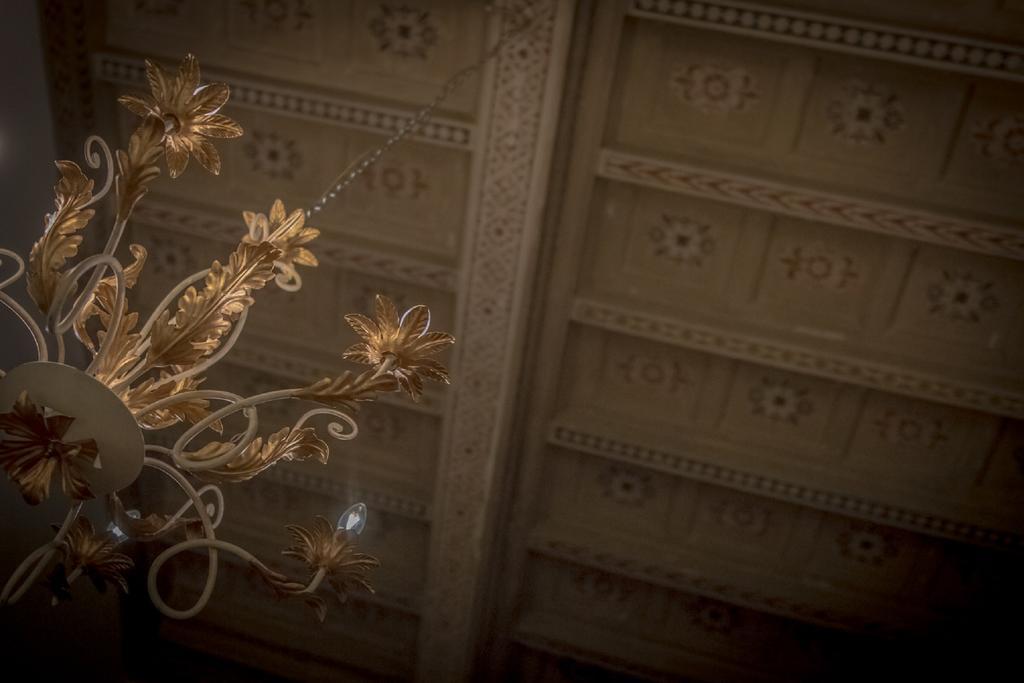 Stunning 5min Walk To Duomo Apartment *