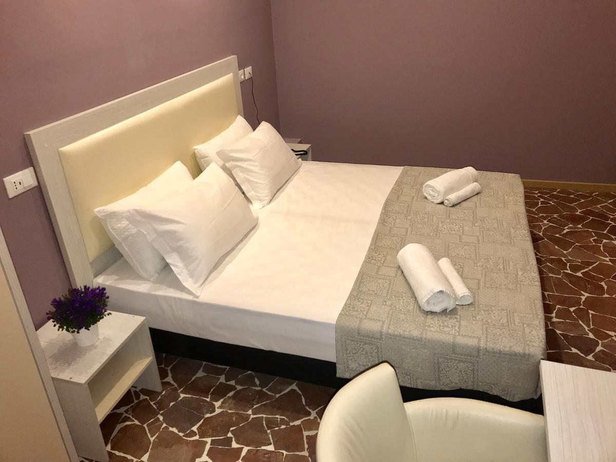 Paganini Hotel 3*