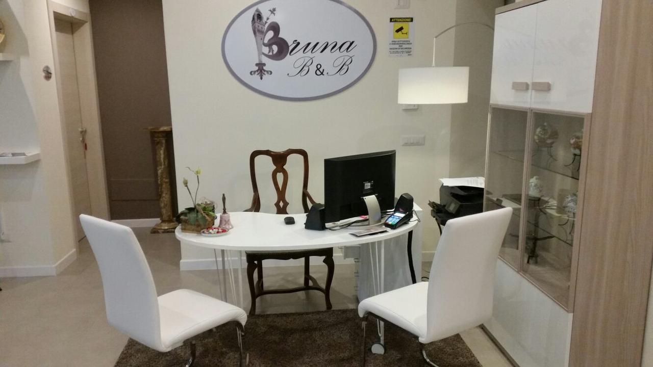 Bruna Acomodação com café da manhã 