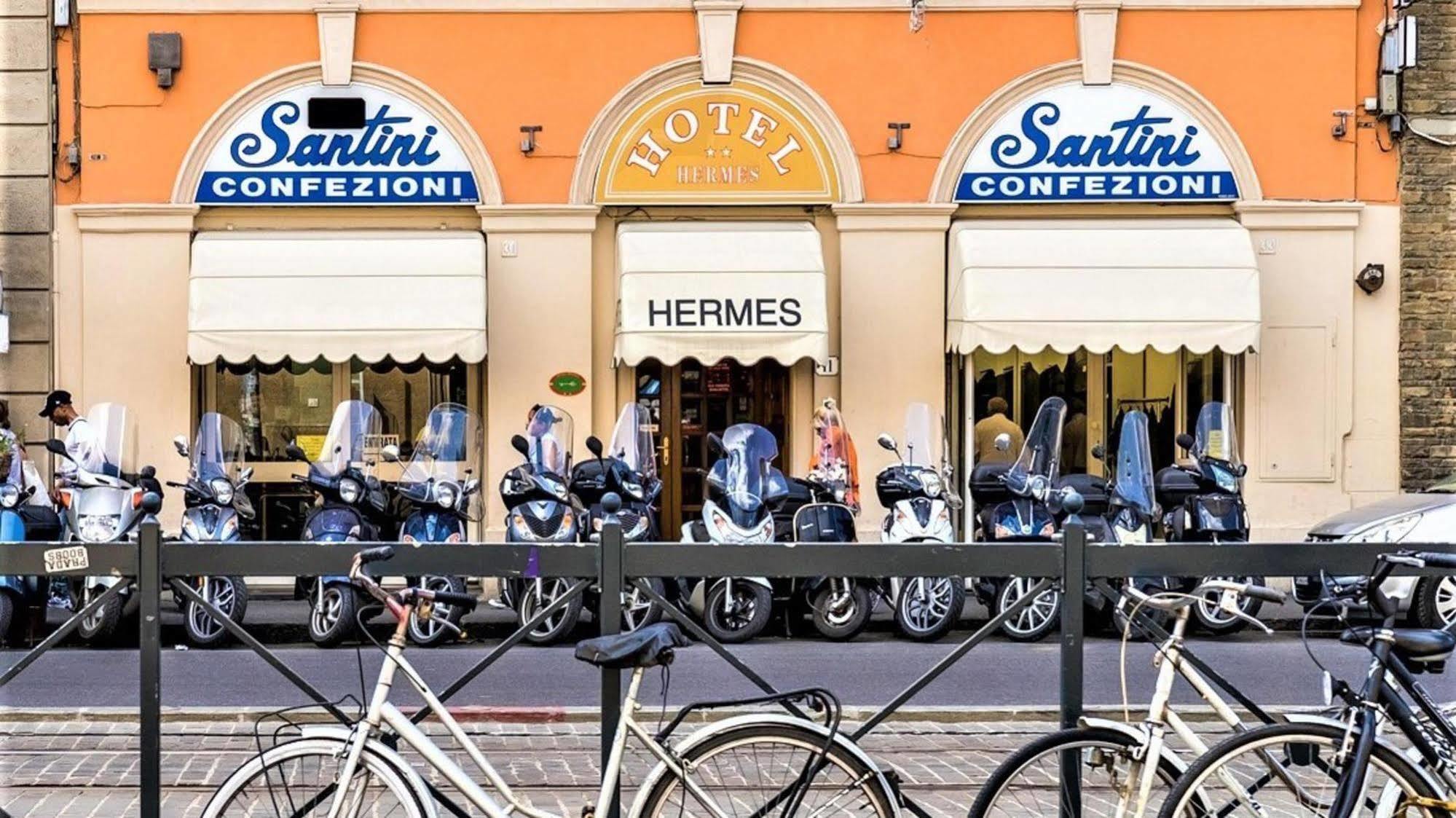 Jr Hermes Hotel