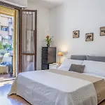 Cozy Roman Apartment With Parking