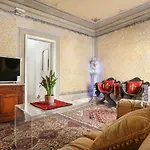 Lullaby Suite Near Palazzo Vecchio And Piazza Signoria -Hosted By Sweetstay