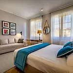 Hs4U Ricasoli Luxury Apartment Near Duomo N.2