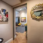 Hs4U Ricasoli Luxury Apartment Near Duomo N.2