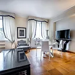Yid D\'Azeglio Luxury Apartment With Parking