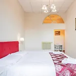 Hotel St. James