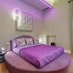 Prestige Penthouse With Private Spa, Gym And Terrace By Mamo Florence