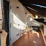 Florence Holiday Apartment Ponte Vecchio Glow Suite Jacuzzi