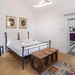 New Quiet Central Flat - Santa Croce Home View - Servizi