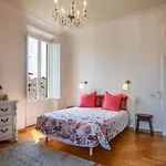 Romantic And Charming Apartments