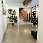 Bibi\'S House