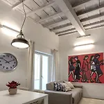 Mamo Florence - Il Moro Apartment