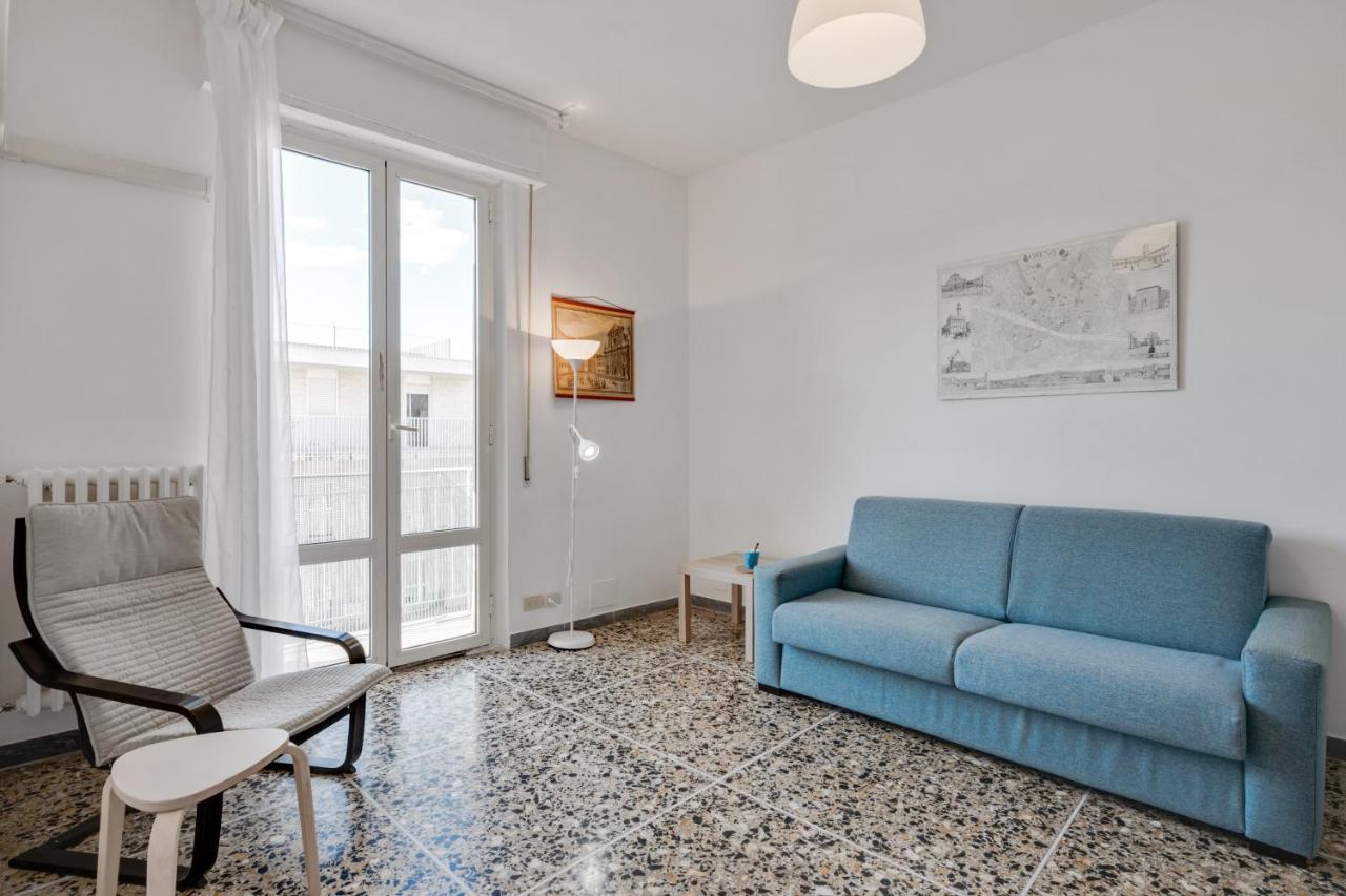 Lulli Cozy With Balcony Apartment *