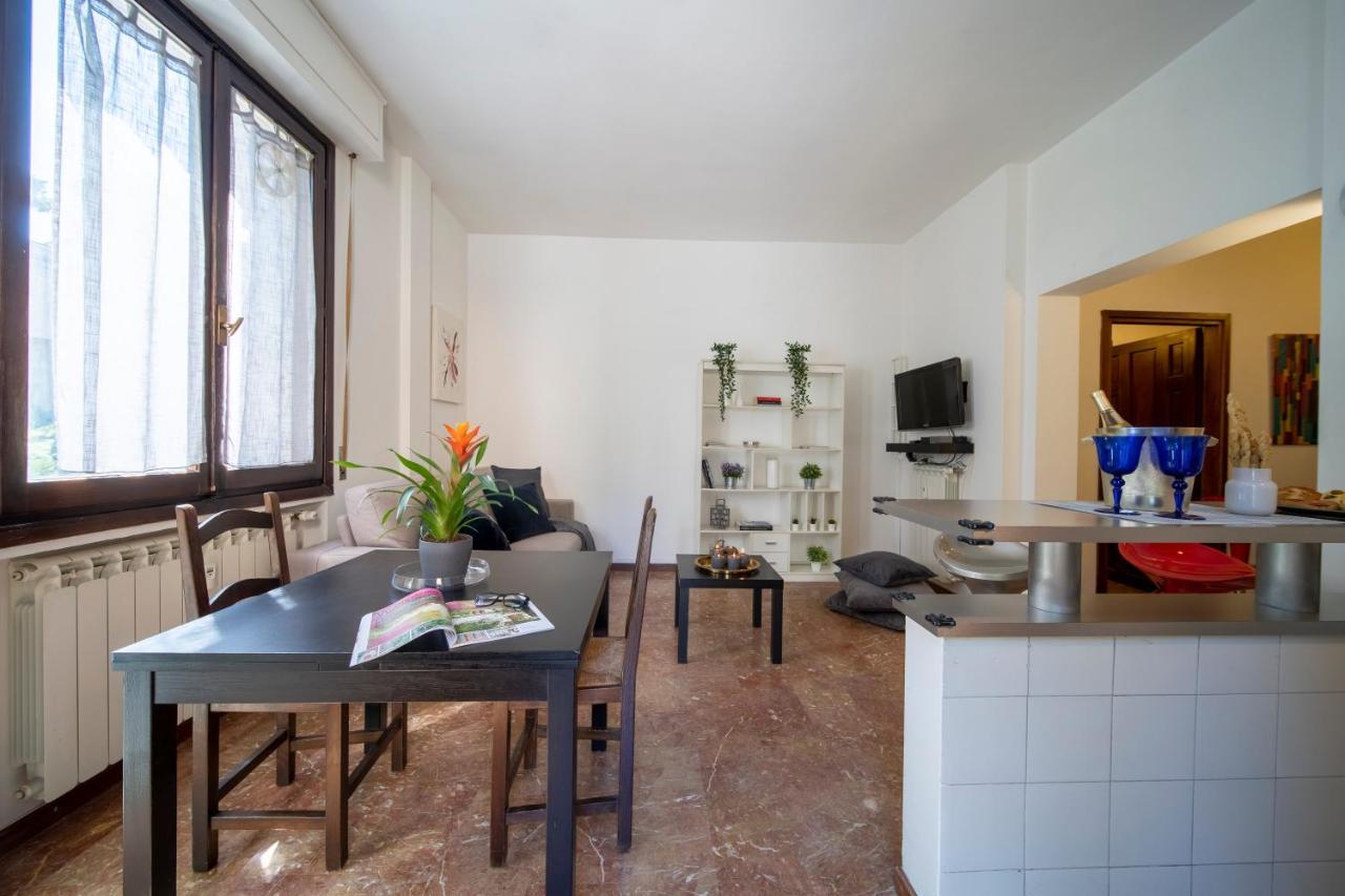Cozy Roman With Parking Apartment *