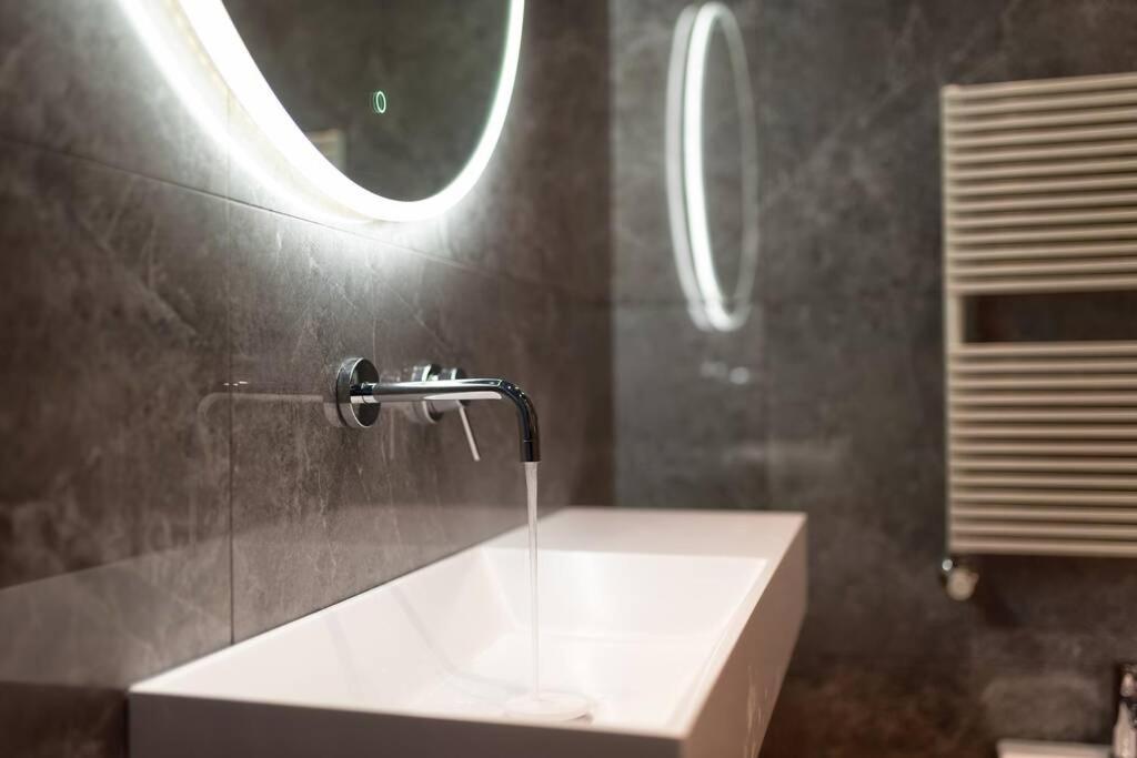 Ex Artist Loft Near Piazzale Michelangelo *