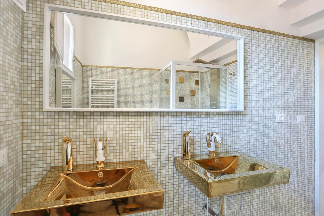 Lullaby Near Palazzo Vecchio And Piazza Signoria -hosted By Sweetstay Apartamento