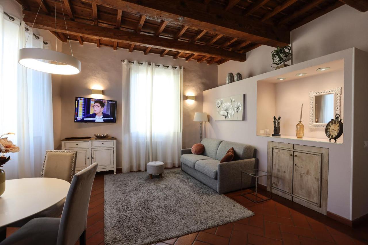 Santo Spirito - Elegante In Pieno Centro Apartment Florence