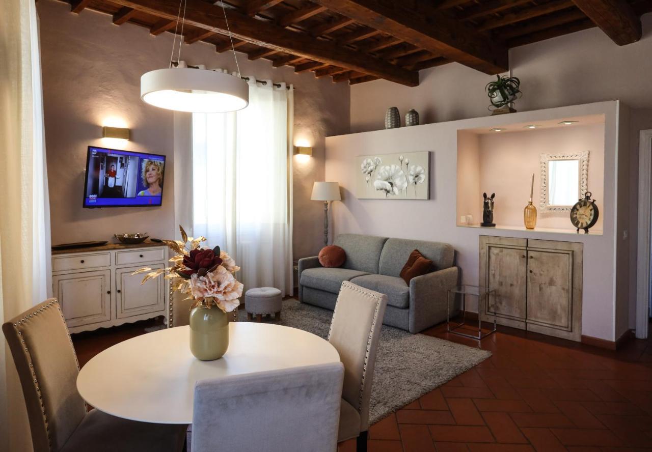 Apartment Santo Spirito - Elegante In Pieno Centro