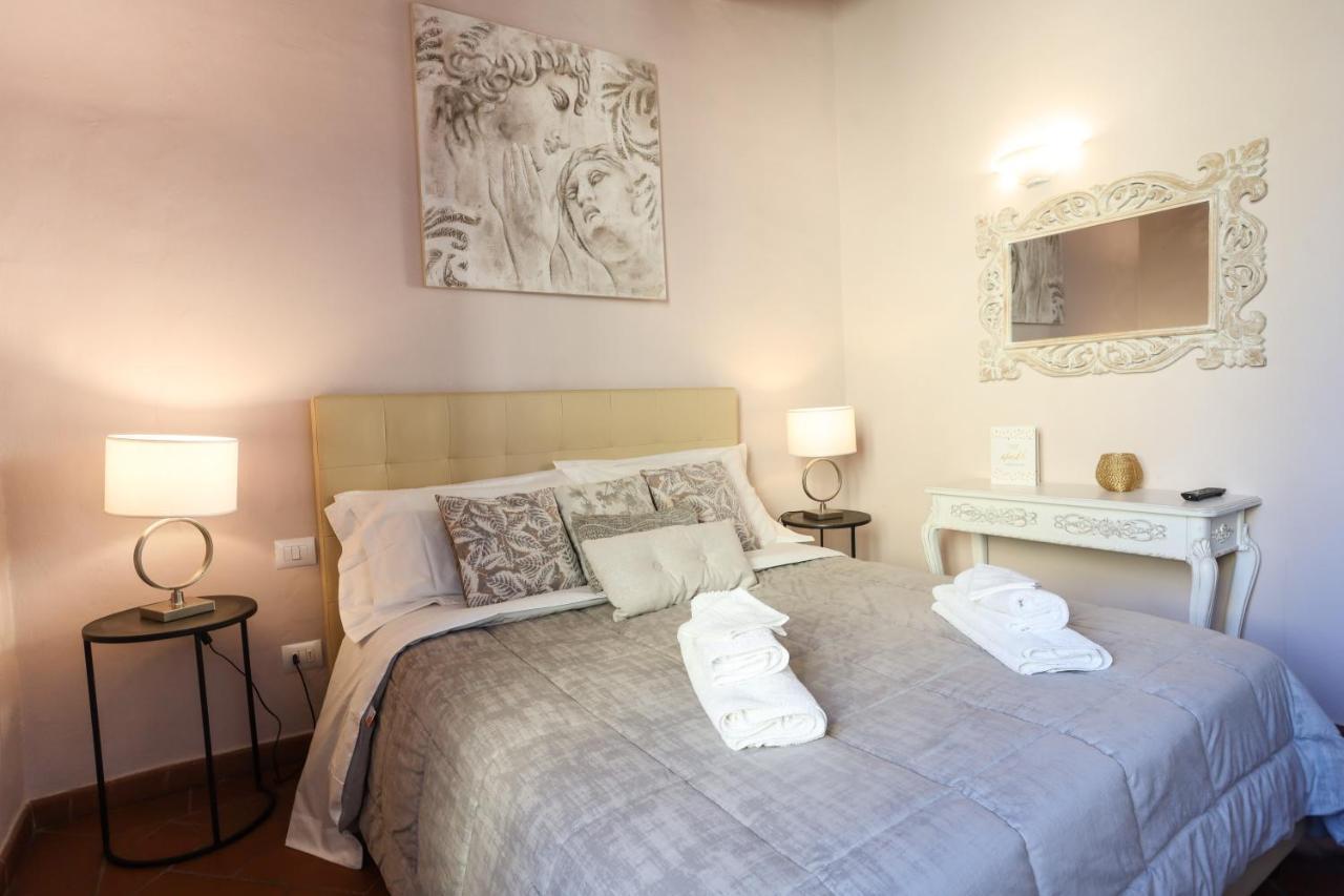 Santo Spirito - Elegante In Pieno Centro Apartment Florence