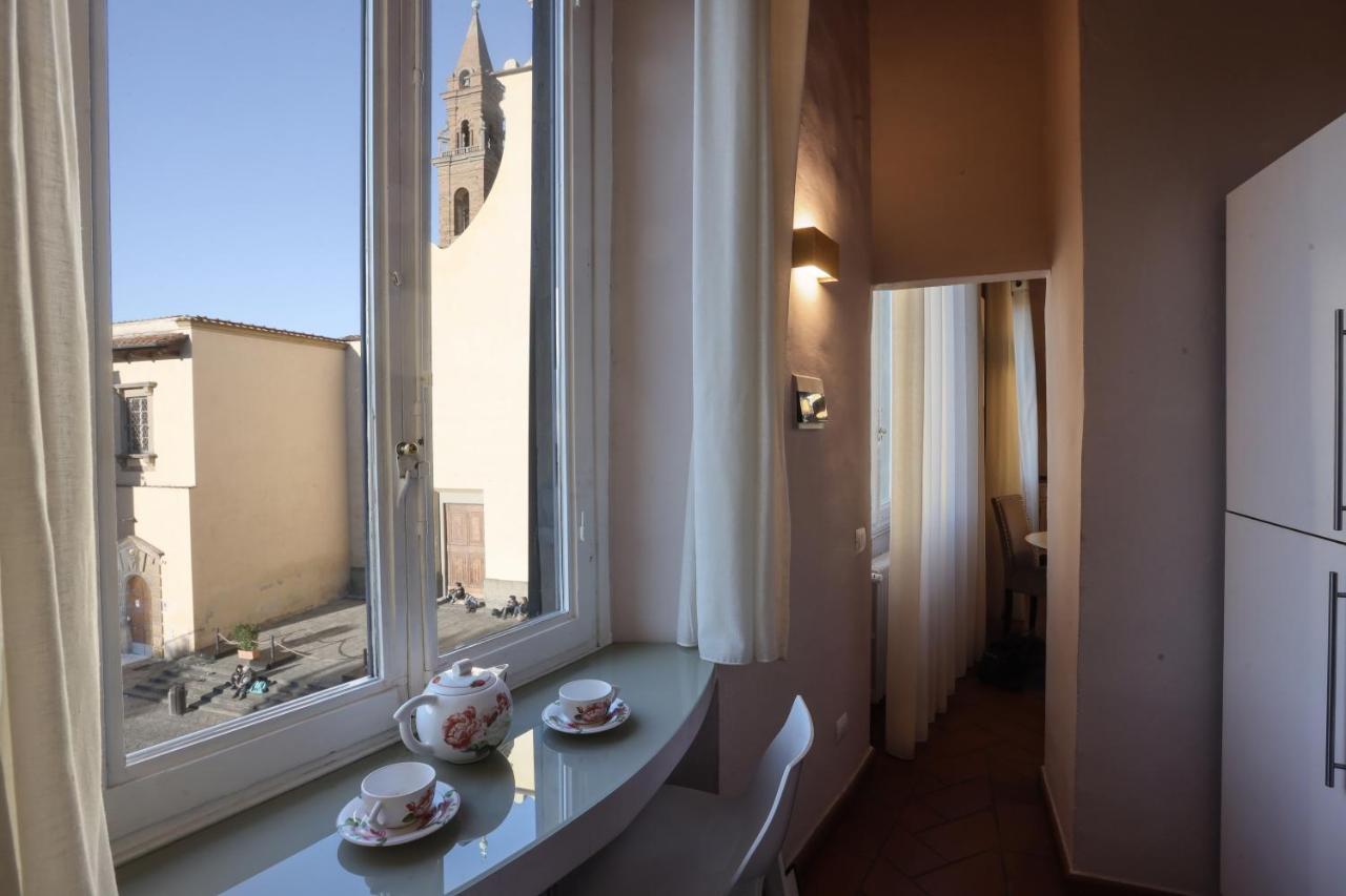 Apartment Santo Spirito - Elegante In Pieno Centro Florence