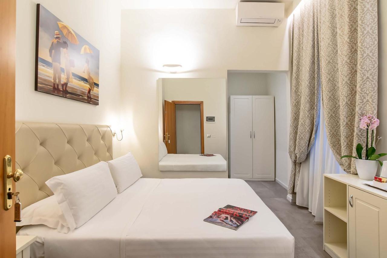 Accademia Hotel 3*