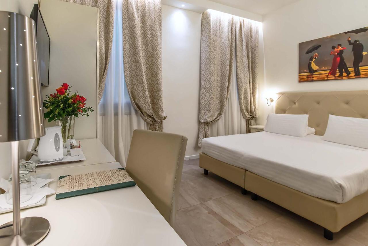 Accademia Hotel