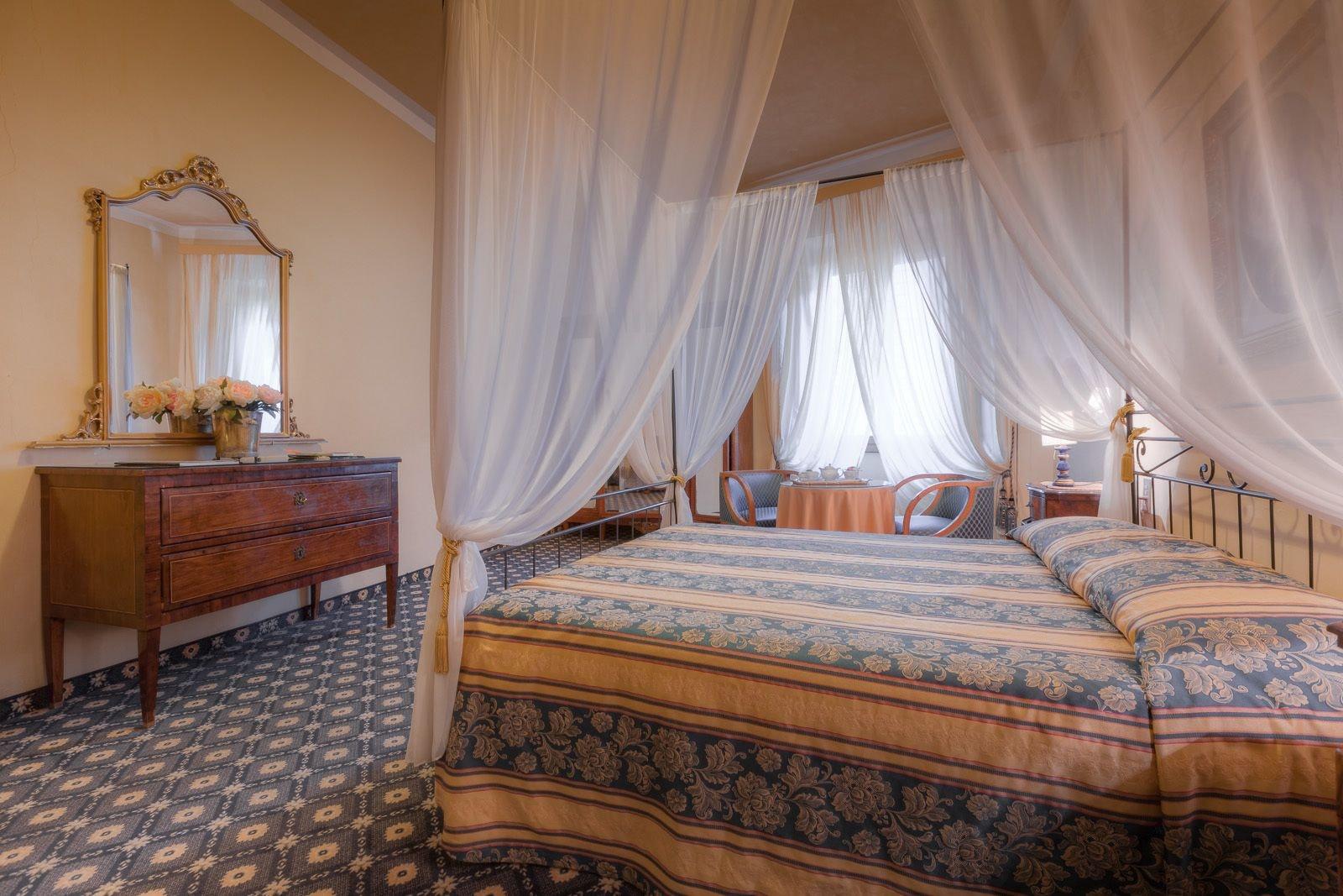 Palazzo Dal Borgo 4* Florence