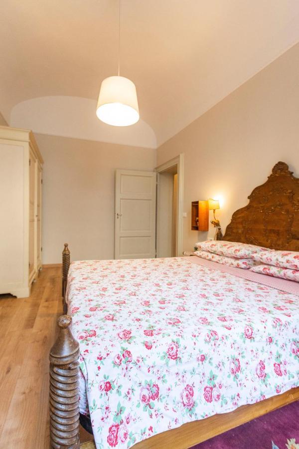Vespucci- Quite Historic Palace Apartment *