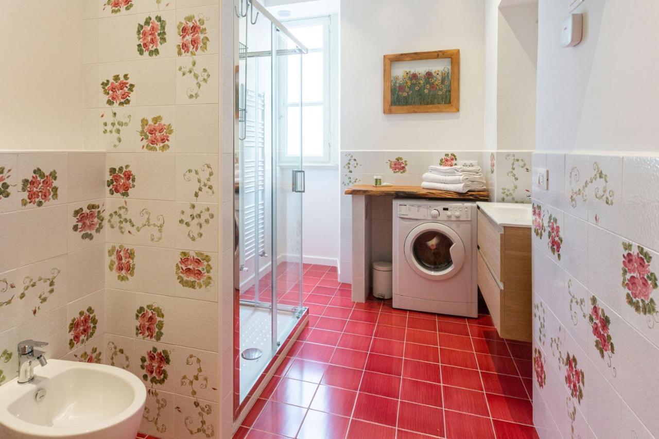 Vespucci- Quite Historic Palace Apartment *
