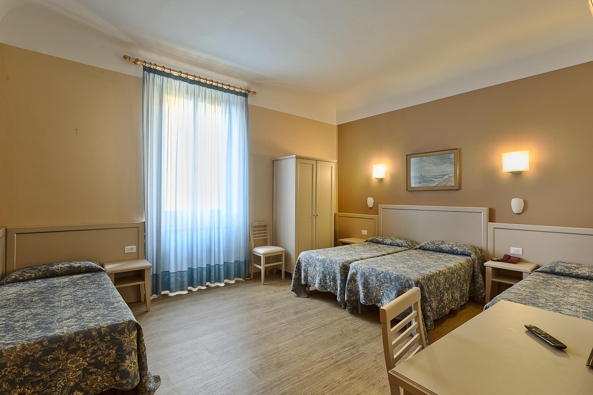 Eden Hotel 3*