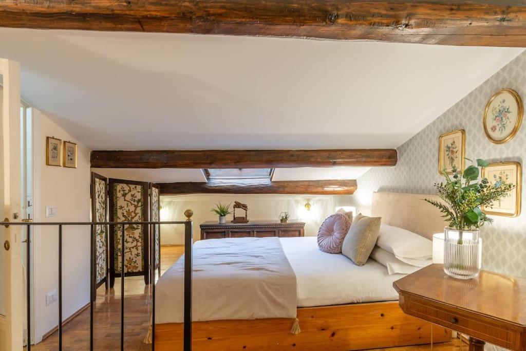Santarosa Five Senses Apartamento *