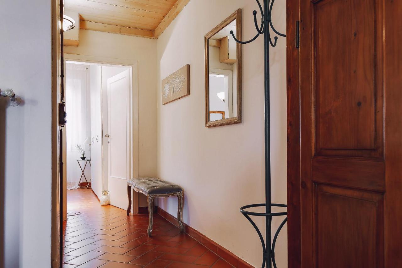 Apartment Borgo Pinti 49 *