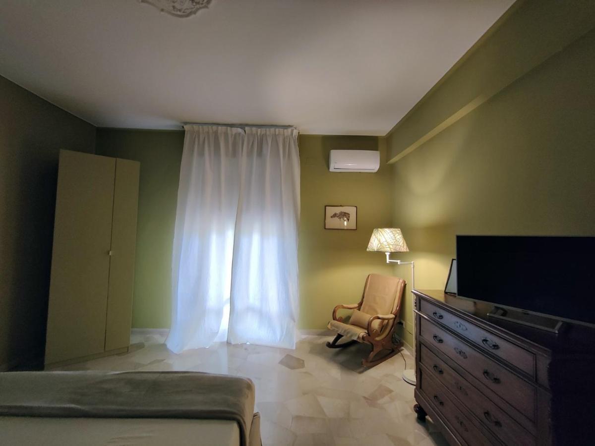 Lilly Apartment Florence