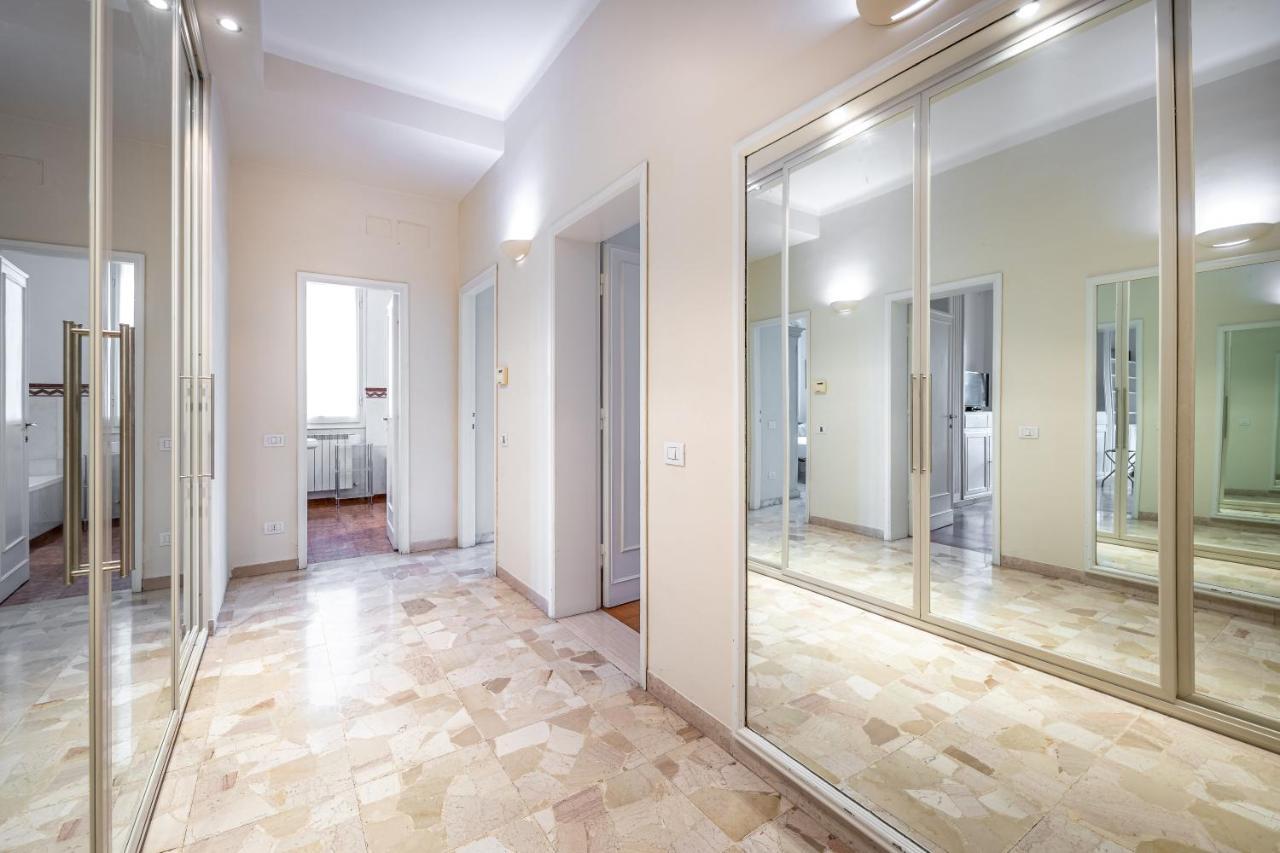 Yid D'azeglio Luxury With Parking Appartement