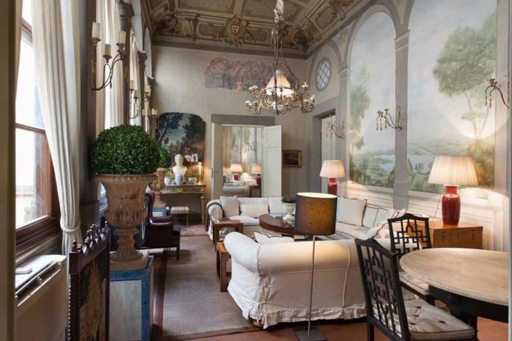 Lussuoso Appartamento Firenze