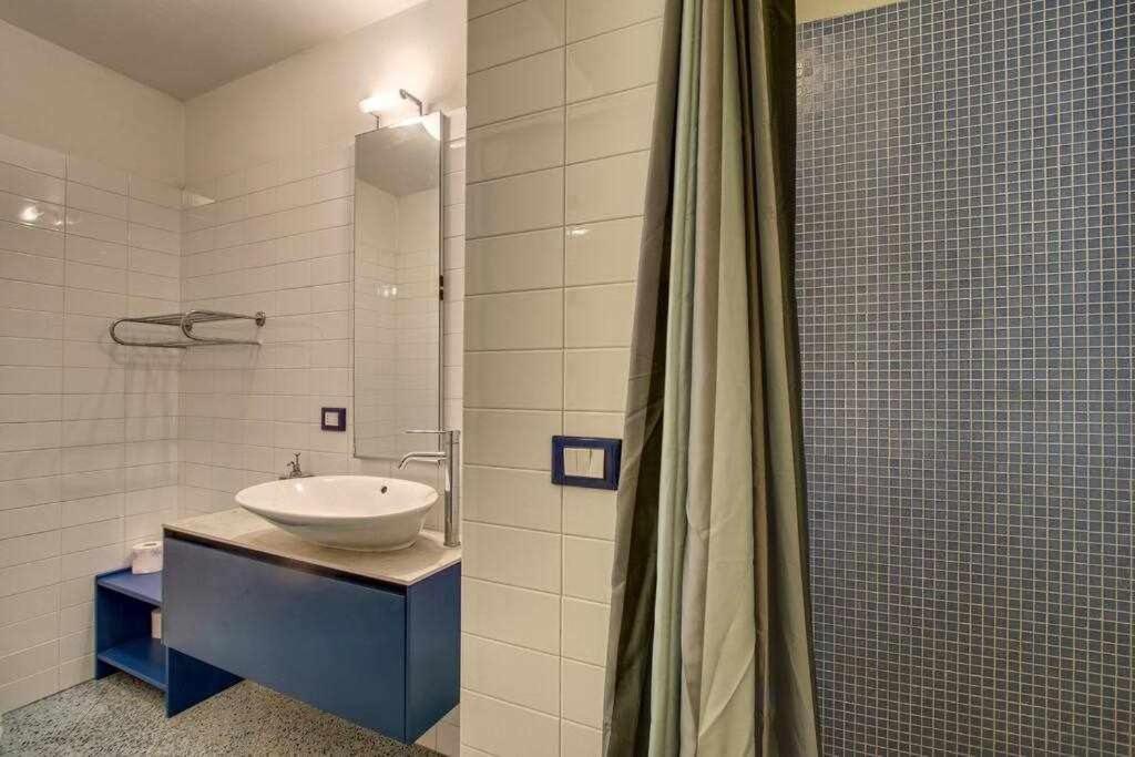 Apartment Salvemini Elegant Close To Piazza Santa Croce