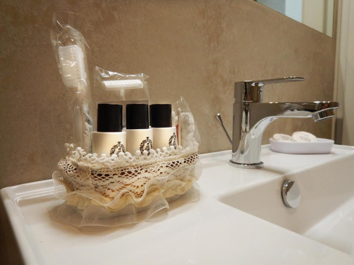 Chic Boutique * Florence